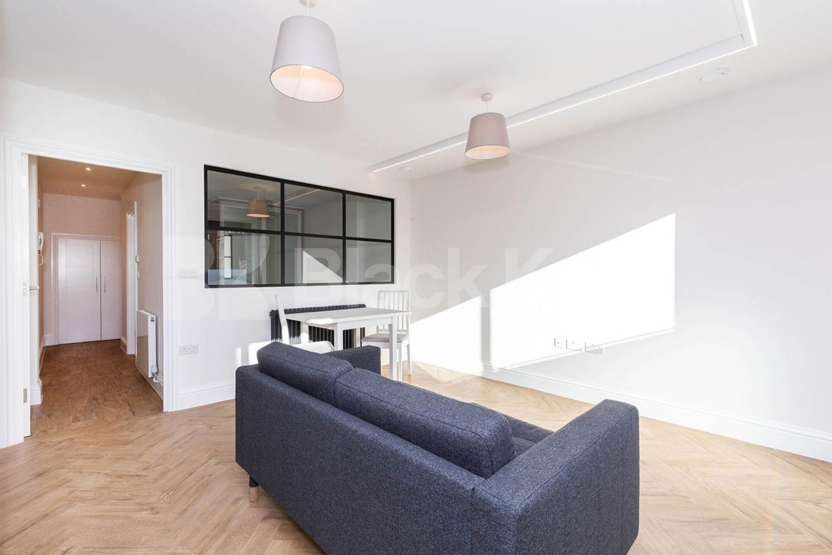 Spacious studio / one bed to rent stone throw away from Finsbury Park Seven Sisters Road, Finsbury Park